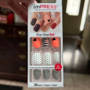 imPRESS Vibrant Nail Set with Glitter and Patterns